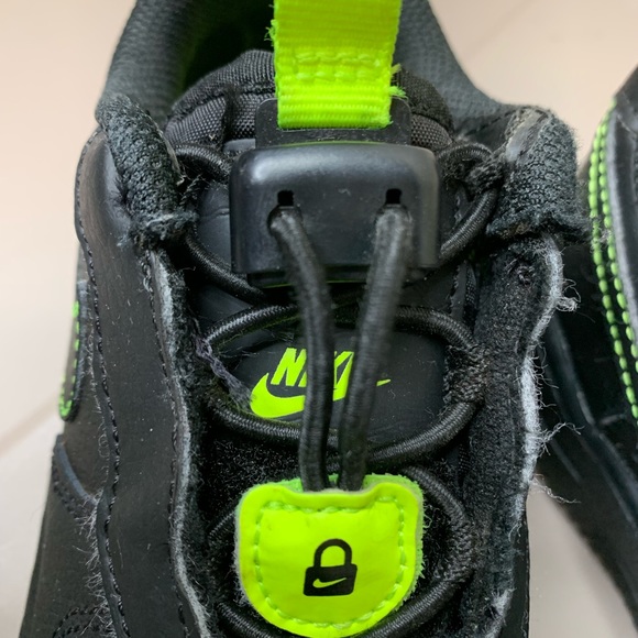 Nike Air Force 1 Toggle - Picture 15 of 16